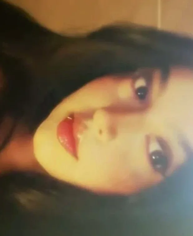 Angela, 22