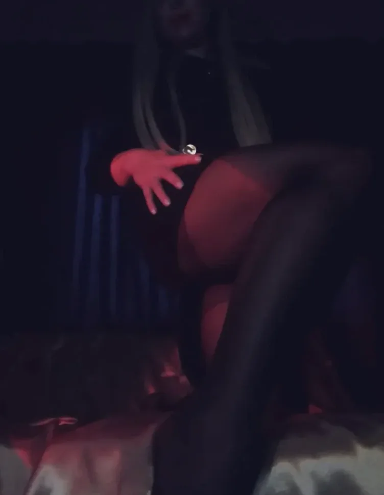 Esila, 29