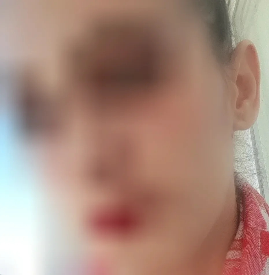 Salma, 37